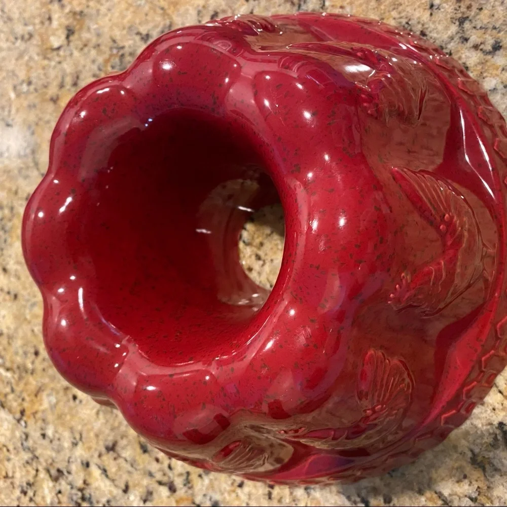 Paula Deen Farmhouse Red Rooster Stoneware Bundt